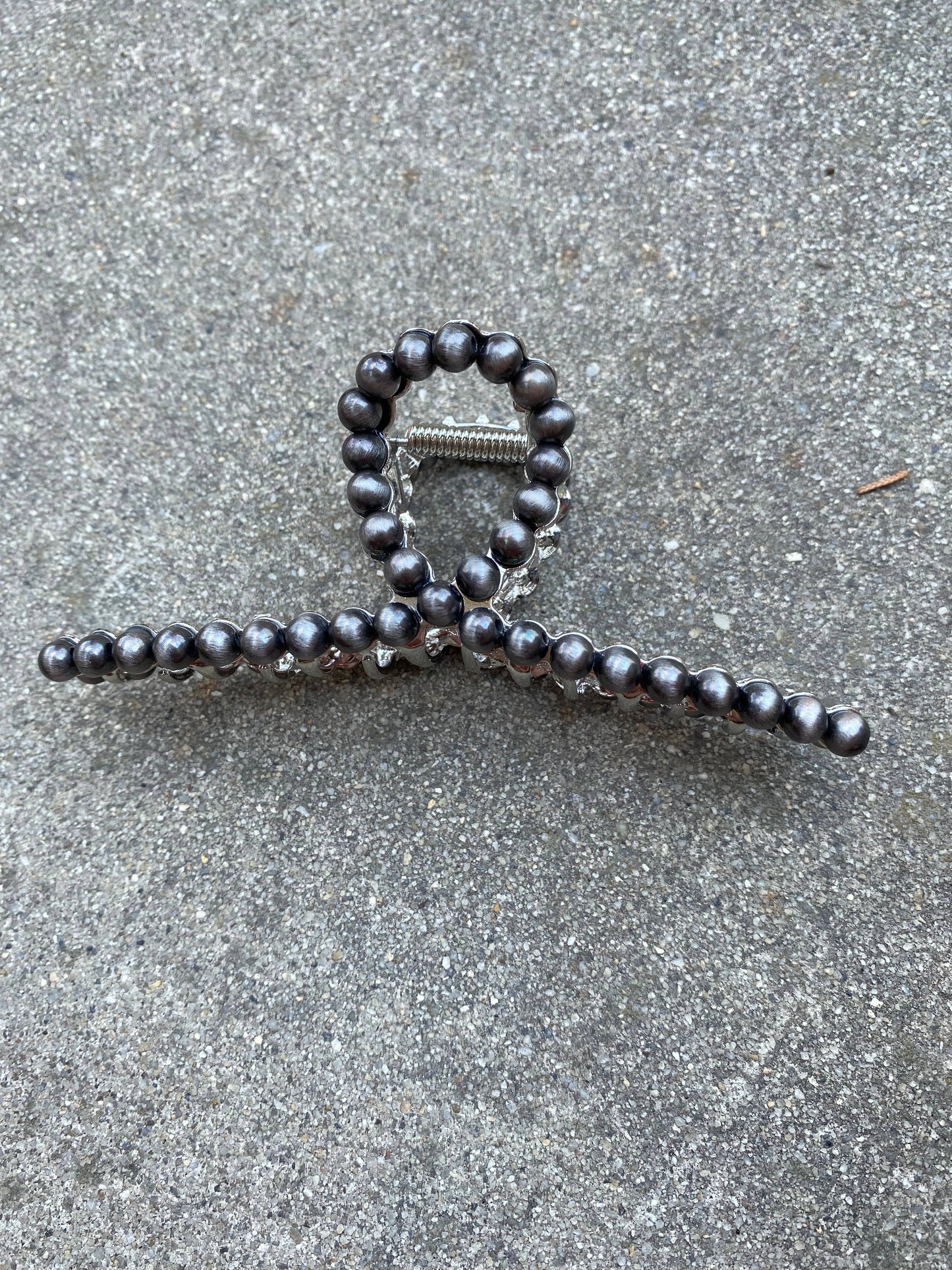 Navajo Pearl Claw Clips