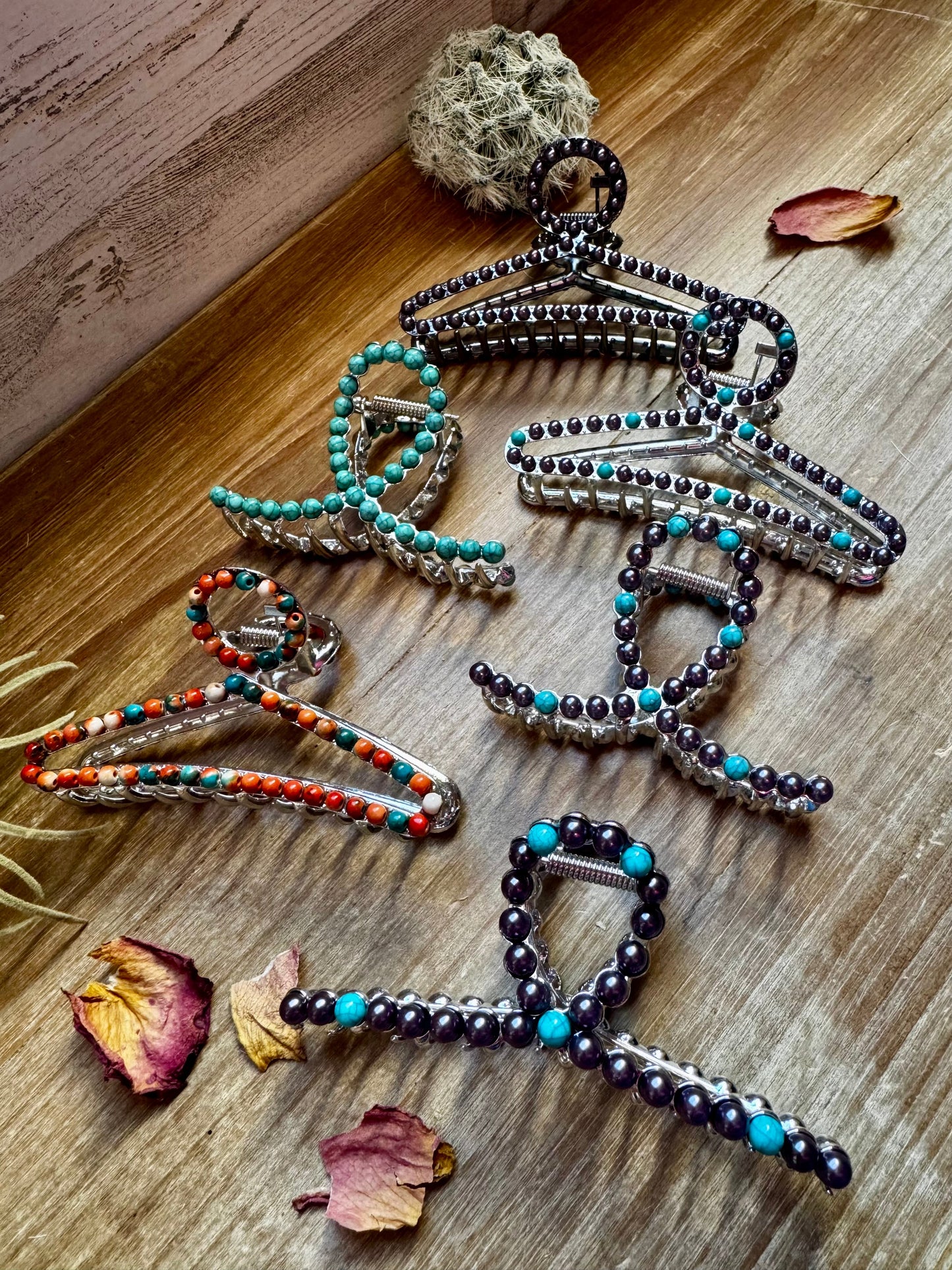 Faux pearls Hair Clips