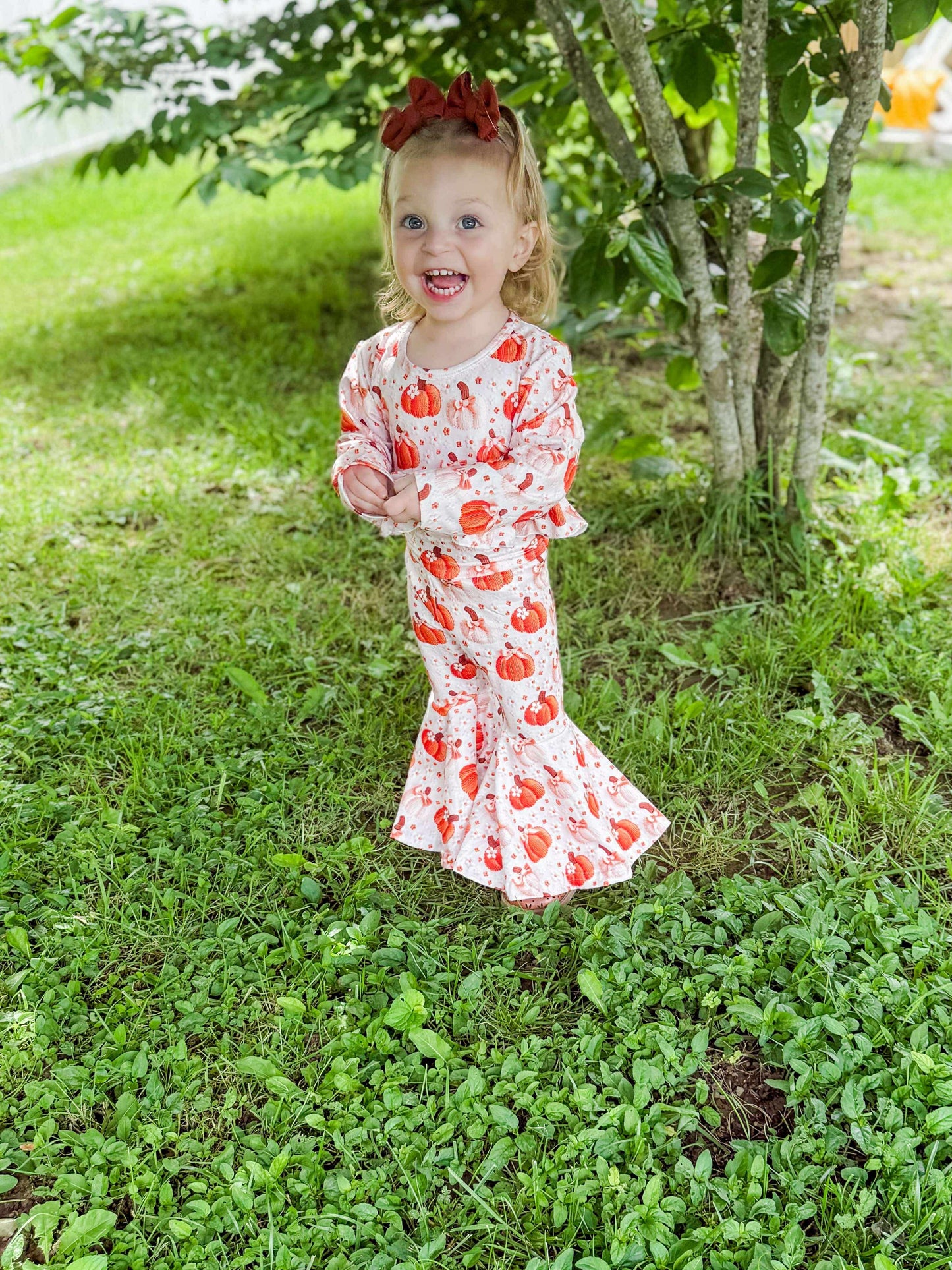 Pumpkins & Bows Bell Set