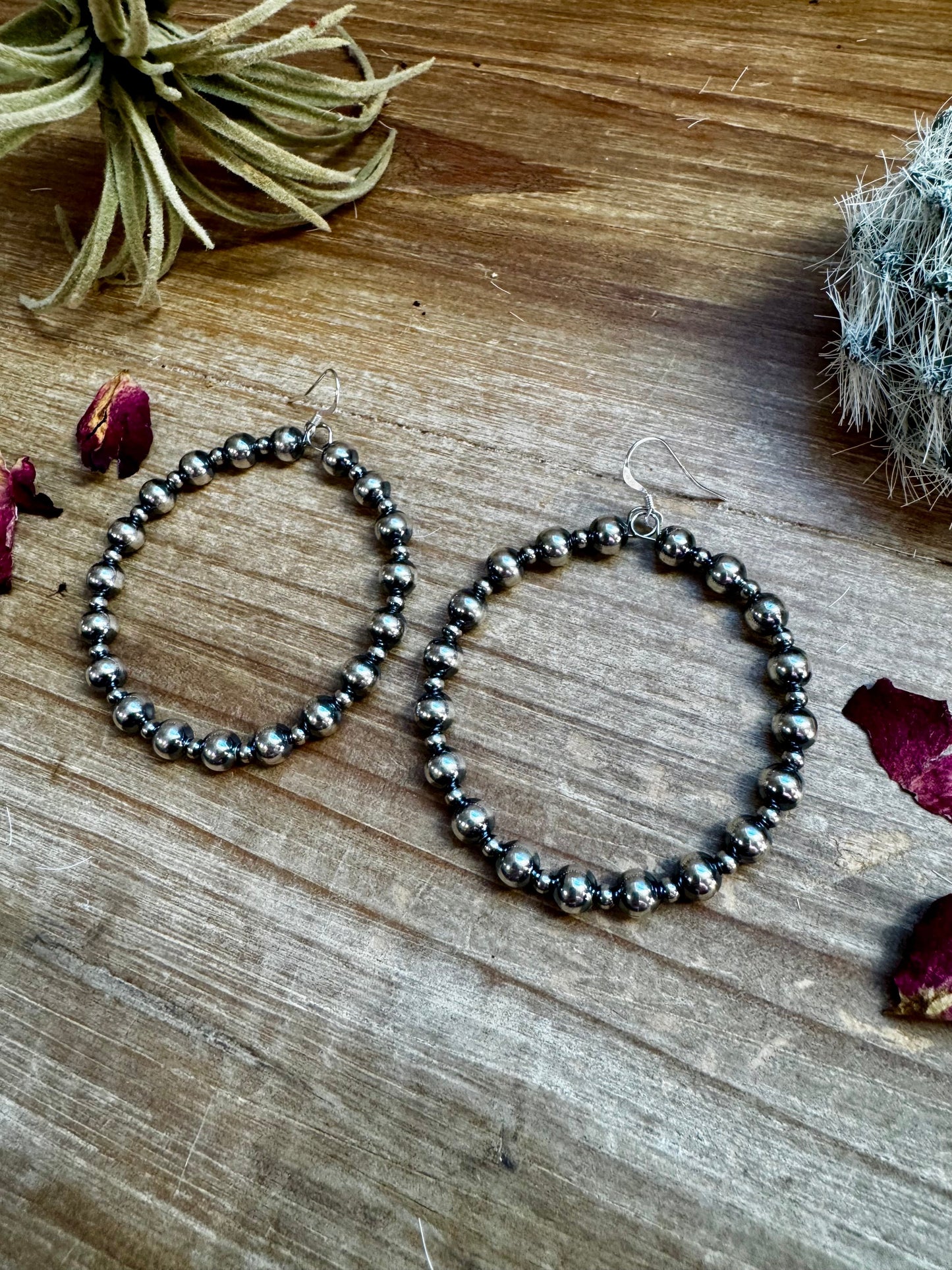 Hoops Sterling Silver Pearl Hoop earrings