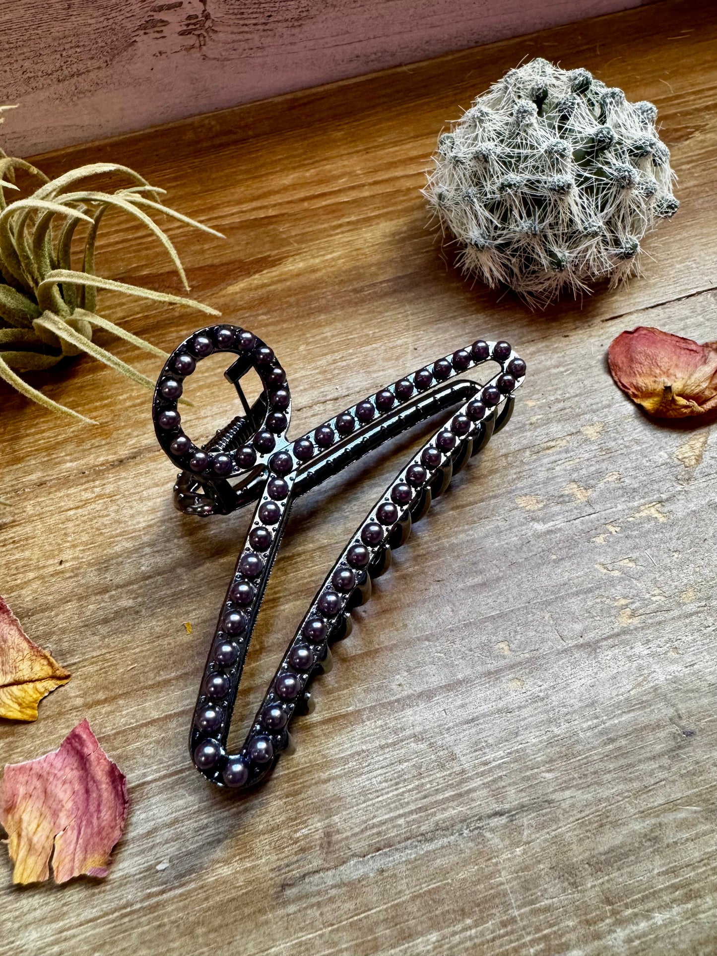Faux pearls Hair Clips