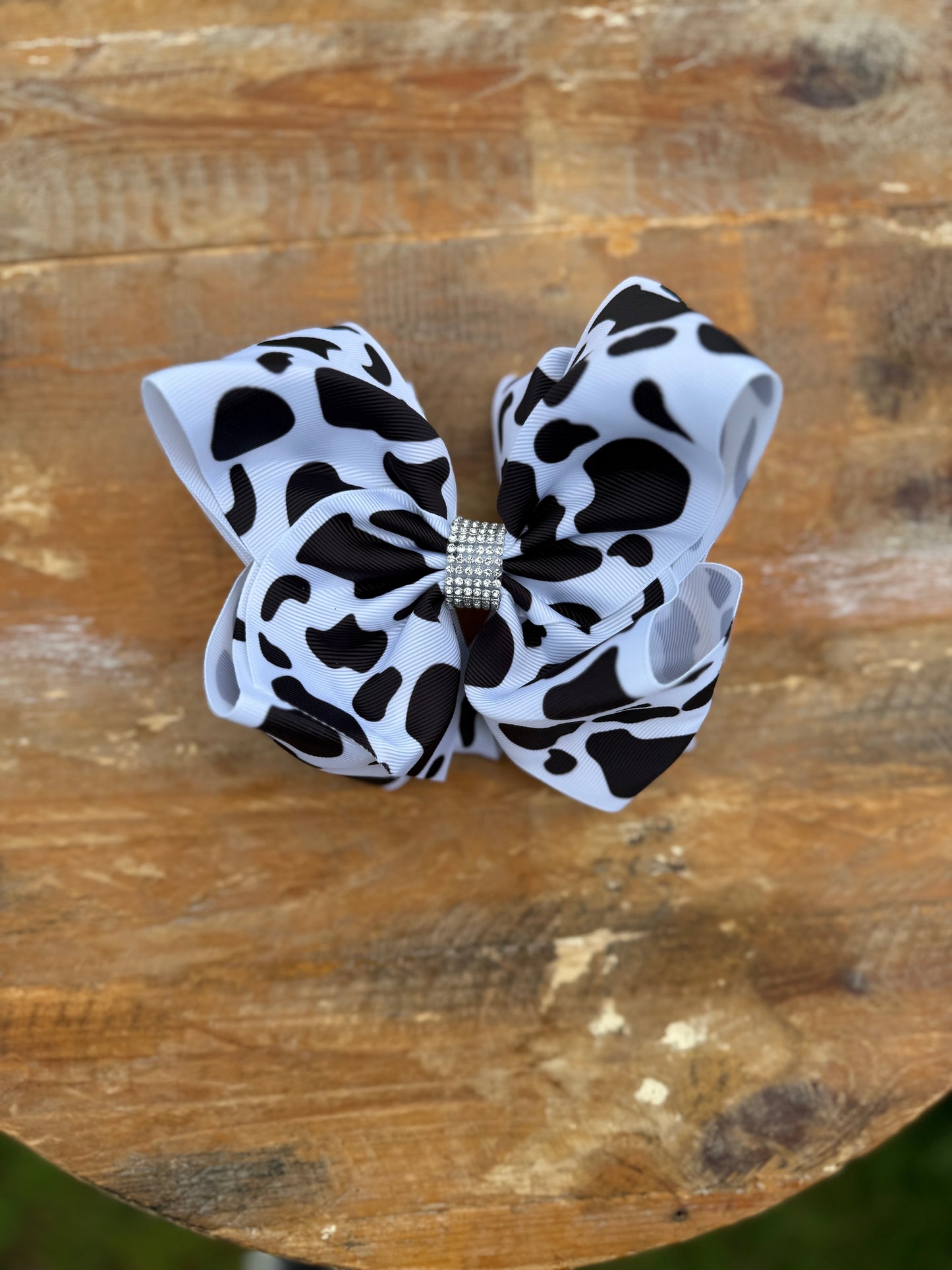 Printed 7.5 inch bedazzled hair bows