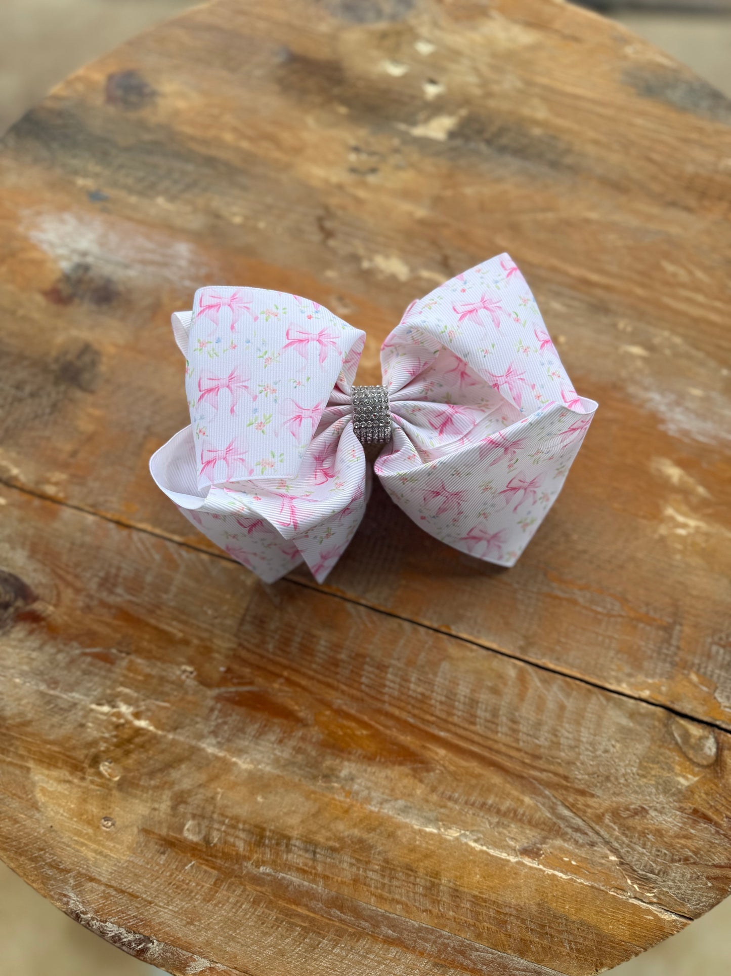 Printed 7.5 inch bedazzled hair bows