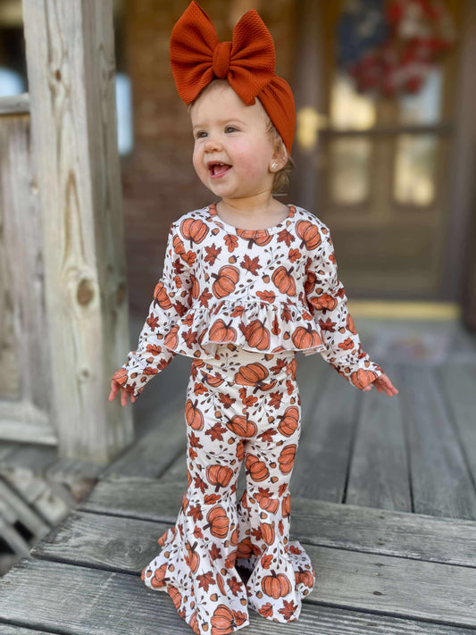Pumpkin & Leaves Bell Set