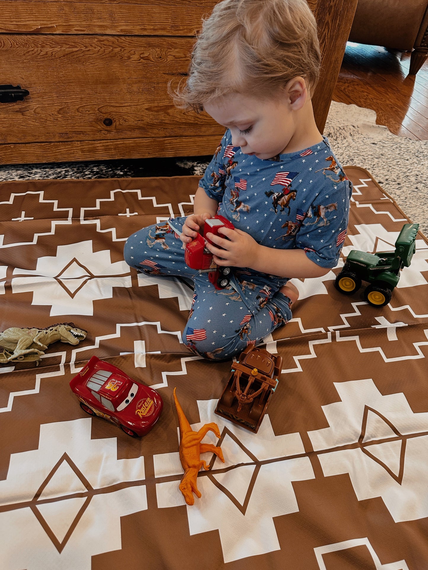 SPLAT MAT - TAN - for High Chairs + Play Time Messes