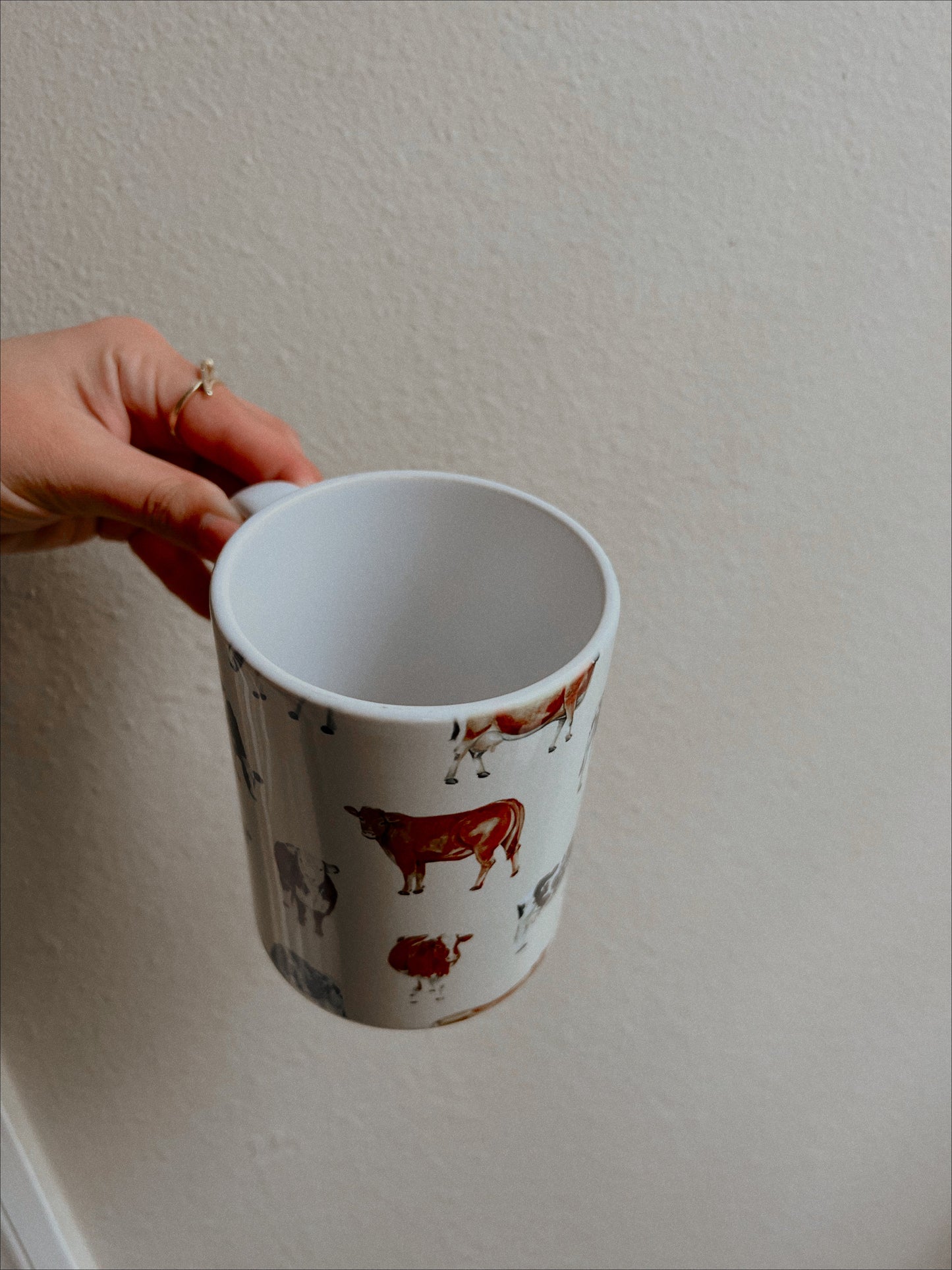 CREAM COW MUG